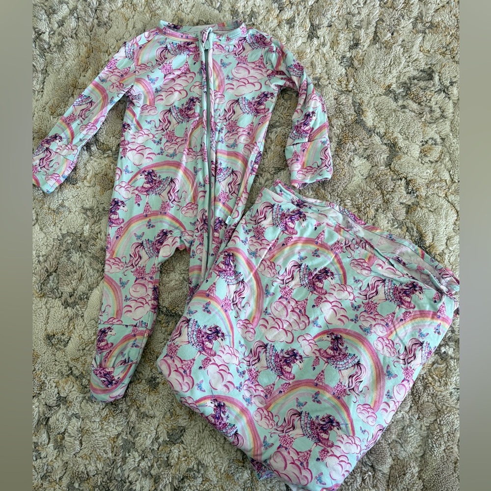 Posh Peanut Convertible Zippy and Swaddle blanket